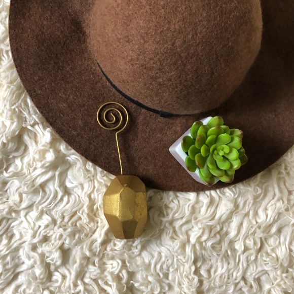 Distressed Gold Picture/Note Holder - Picture 2 of 4